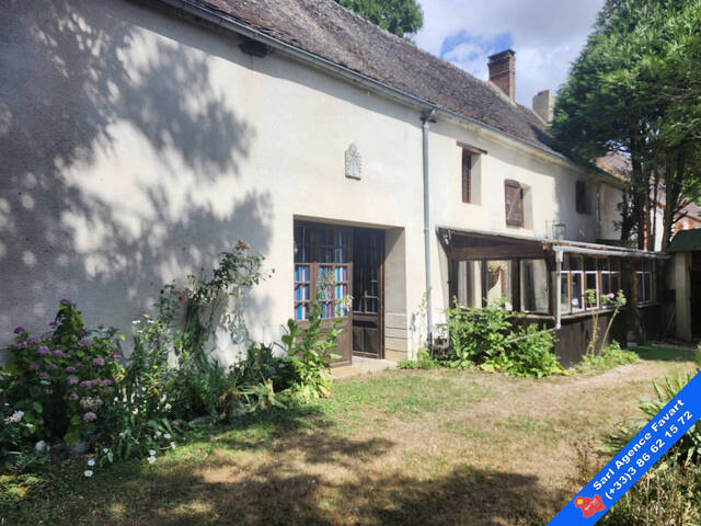 Vente Maison de village La Celle-Saint-Cyr 8 pièces 176 m²