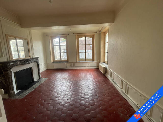 Vente Immeuble Joigny 165.84 m²