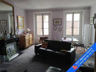 Vendu Maison Joigny 11 pièces 362 m²