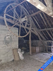 Vente Immeuble Laroche-Saint-Cydroine