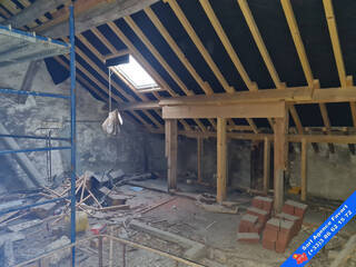 Vente Immeuble Laroche-Saint-Cydroine