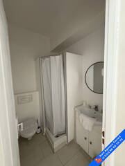 Vente Immeuble Laroche-Saint-Cydroine 6 pièces 122.21 m²