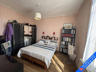 Vente Immeuble Laroche-Saint-Cydroine 6 pièces 122.21 m²