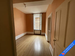 Vente Immeuble Joigny 165.84 m²