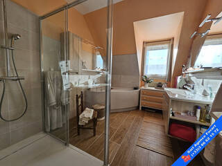 Vente Maison La Celle-Saint-Cyr 8 pièces 200 m²