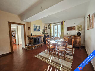 Vente Maison La Celle-Saint-Cyr 8 pièces 200 m²