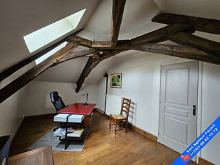 Vente Maison Villecien 8 pièces 184 m²