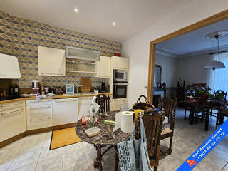 Vente Maison Villecien 8 pièces 184 m²
