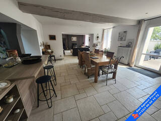 Vente Maison de village Brion 8 pièces 260.6 m²