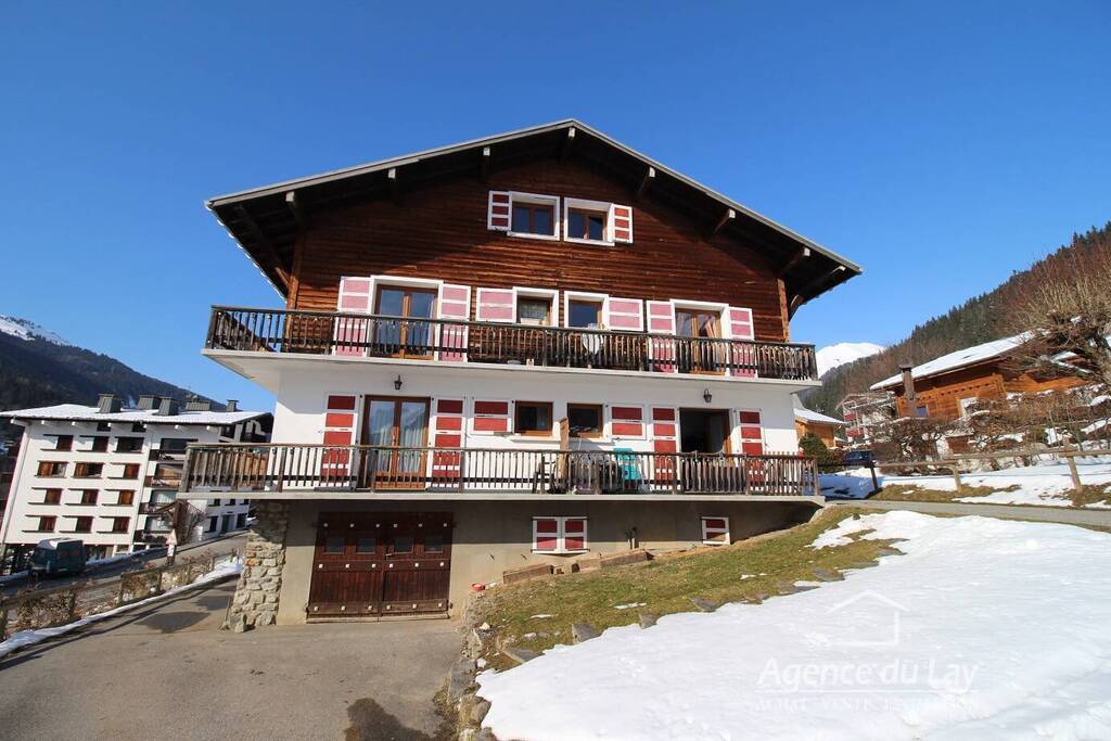 Sold Apartment t3 50 m² Les Contamines-Montjoie 74170 Centre