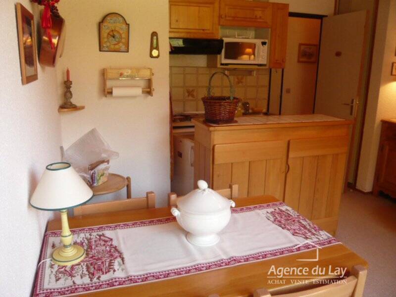 Sold Apartment 2 rooms 34 m² Les Contamines-Montjoie 74170 Centre