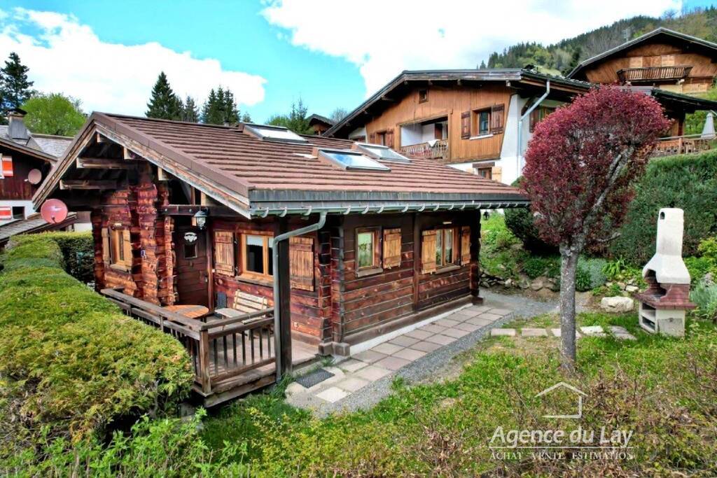 Buy House or Chalet maison individuelle 4 rooms 67.39 m² Les Contamines-Montjoie 74170 Proche village