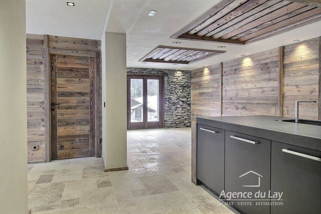 Buy Apartment t4 89.46 m² Les Contamines-Montjoie 74170 Proche village