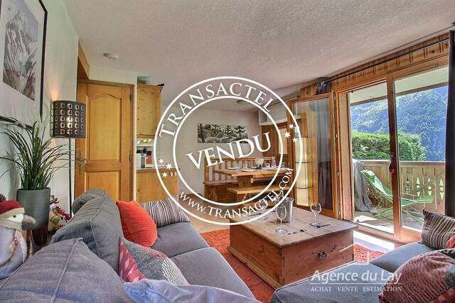 Sold property - Apartment t5 4 rooms 64.68 m² Les Contamines-Montjoie 74170 La Frasse