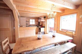 Sold House or Chalet maison individuelle 6 rooms 165 m² Les Contamines-Montjoie 74170 Proche village