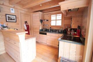 Sold House or Chalet maison individuelle 6 rooms 165 m² Les Contamines-Montjoie 74170 Proche village