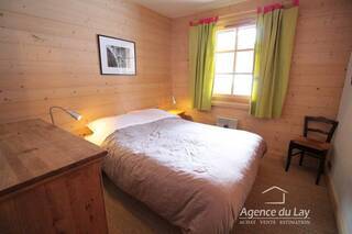 Sold House or Chalet maison individuelle 6 rooms 165 m² Les Contamines-Montjoie 74170 Proche village