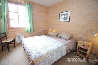 Sold House or Chalet maison individuelle 6 rooms 165 m² Les Contamines-Montjoie 74170 Proche village