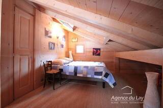 Sold House or Chalet maison individuelle 6 rooms 165 m² Les Contamines-Montjoie 74170 Proche village
