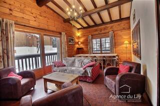 Sold House or Chalet maison individuelle 6 rooms 146 m² Les Contamines-Montjoie 74170 Proche village