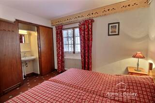 Sold House or Chalet maison individuelle 6 rooms 146 m² Les Contamines-Montjoie 74170 Proche village