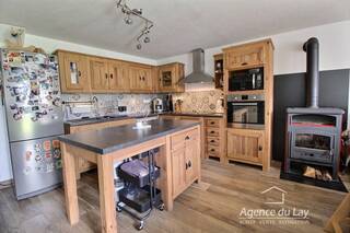 Sold Apartment t4 97.43 m² Les Contamines-Montjoie 74170 Centre