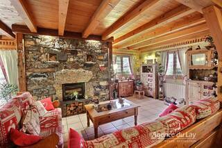 Sold House or Chalet maison individuelle 4 rooms 146 m² Les Contamines-Montjoie 74170 Proche village