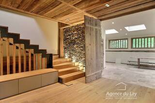 Buy House or Chalet maison individuelle 9 rooms 252 m² Les Contamines-Montjoie 74170 Proche village