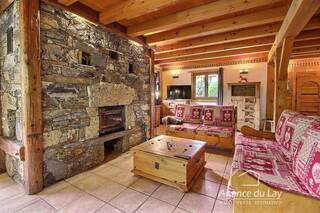 Vente Maison ou Chalet chalet 4 pièces 146.11 m² Les Contamines-Montjoie 74170 Proche village