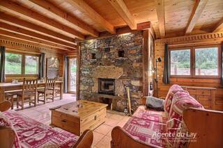 Vente Maison ou Chalet chalet 4 pièces 146.11 m² Les Contamines-Montjoie 74170 Proche village