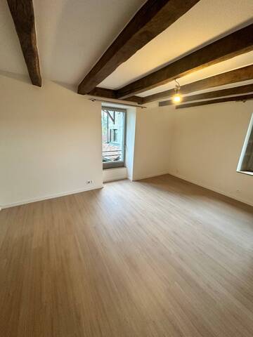 louer Apartment 5 rooms Avusy 1285