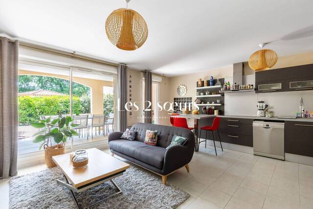 Sold Apartment t3 70 m² Bouc-Bel-Air 13320