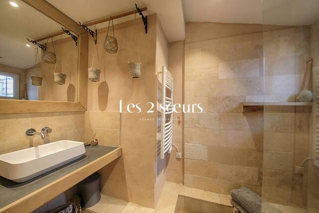 Vendu Appartement t3 60 m² Aix-en-Provence 13100