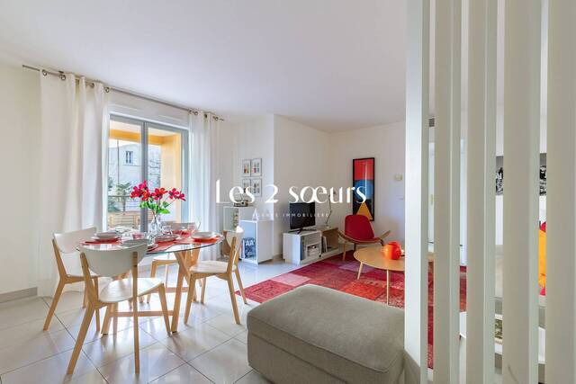 Rent Apartment t3 70 m² Aix-en-Provence 13100