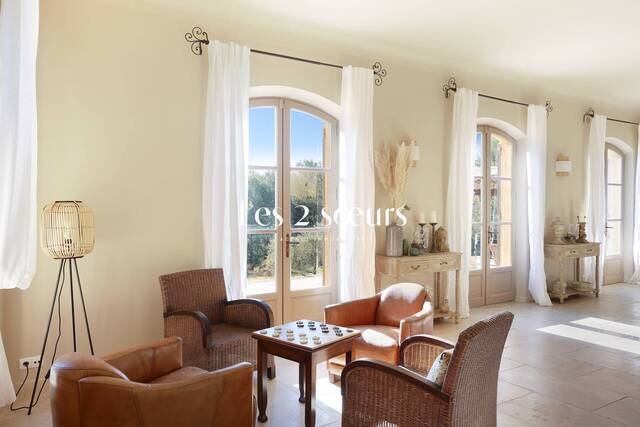 Sold House mas 7 rooms 330 m² Aix-en-Provence 13100