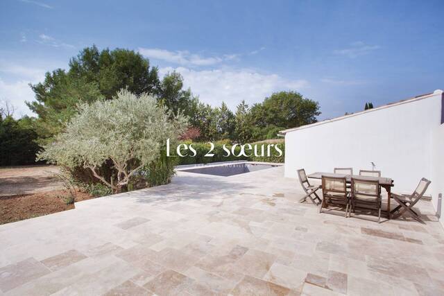 Sold House maison mitoyenne 4 rooms 112 m² Aix-en-Provence 13100