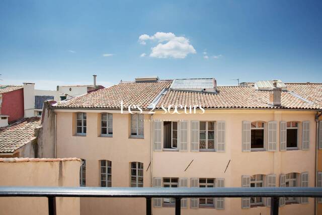 Vendu Appartement duplex 6 pièces 109 m² Aix-en-Provence 13100