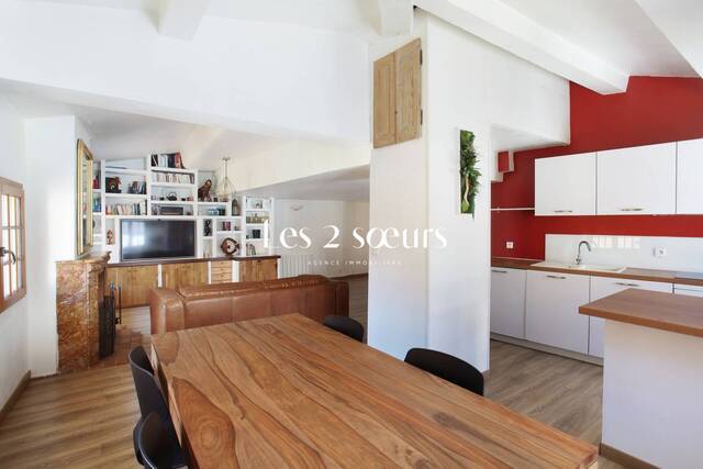 Sold Apartment duplex 3 rooms 100 m² Aix-en-Provence 13100