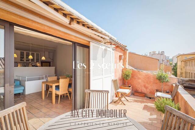 Vendu Appartement duplex 4 pièces 110 m² Aix-en-Provence 13100