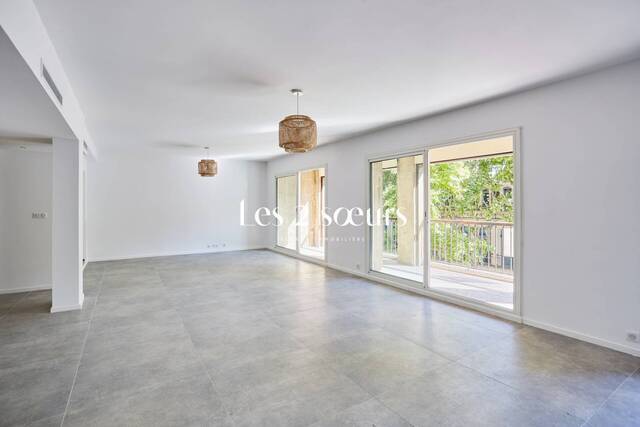 Sold Apartment t4 130.76 m² Aix-en-Provence 13100
