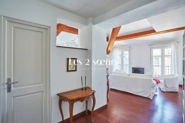 Rent Apartment duplex 3 rooms 68 m² Aix-en-Provence 13100