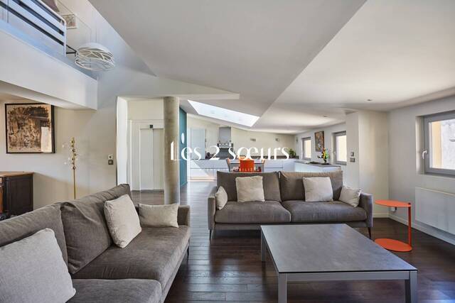 Sale Apartment t4 6 rooms 196.17 m² Aix-en-Provence 13100