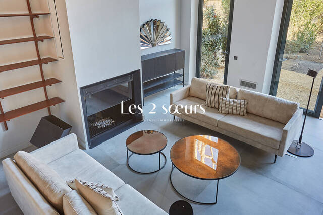 Rent House maison individuelle 8 rooms 400 m² Aix-en-Provence 13100