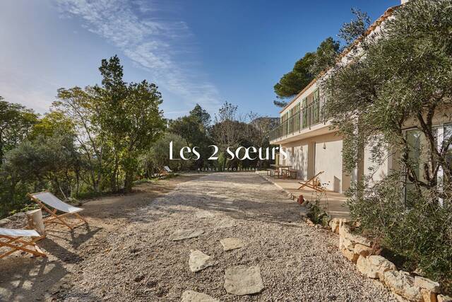 Location Maison 6 pièces 200 m² Aix-en-Provence 13100