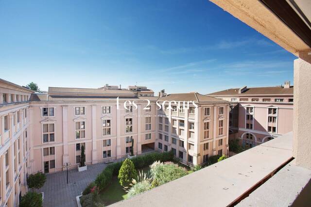 Vendu Appartement 3 pièces 74.68 m² Aix-en-Provence 13100