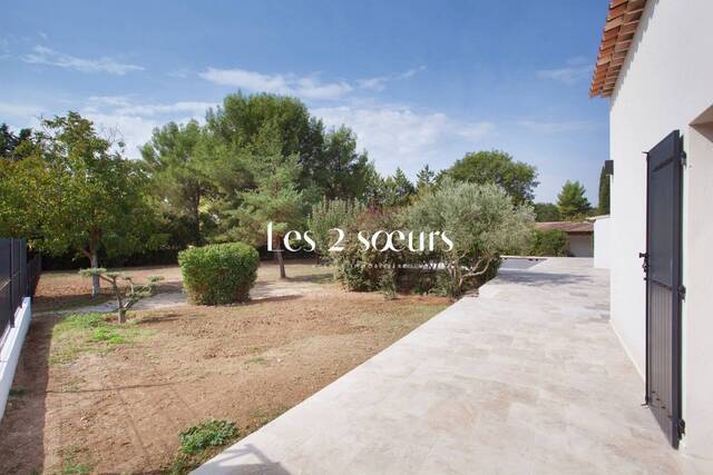 Vendu Maison 4 pièces 112 m² Aix-en-Provence 13100