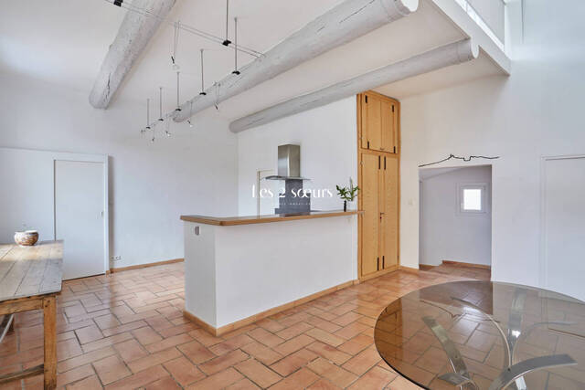 Vente Appartement 6 pièces 168.55 m² Aix-en-Provence 13100