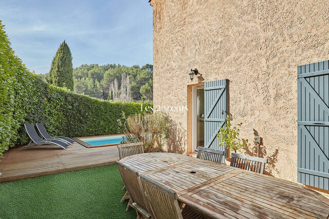 Vente Maison 5 pièces 117 m² Saint-Marc-Jaumegarde 13100