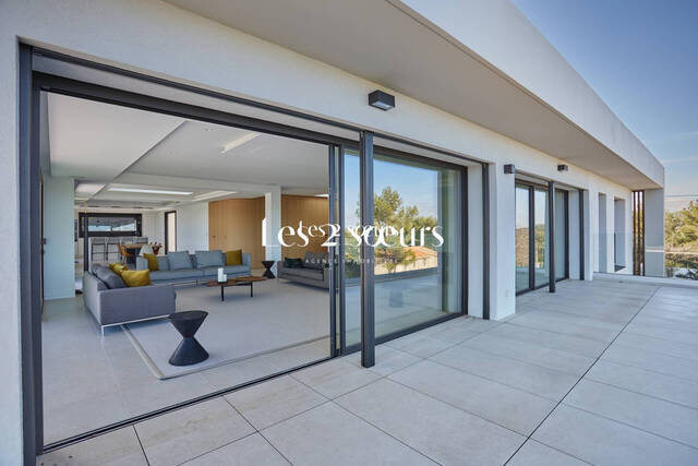 Vente Maison contemporaine 7 pièces 365 m² Aix-en-Provence 13100