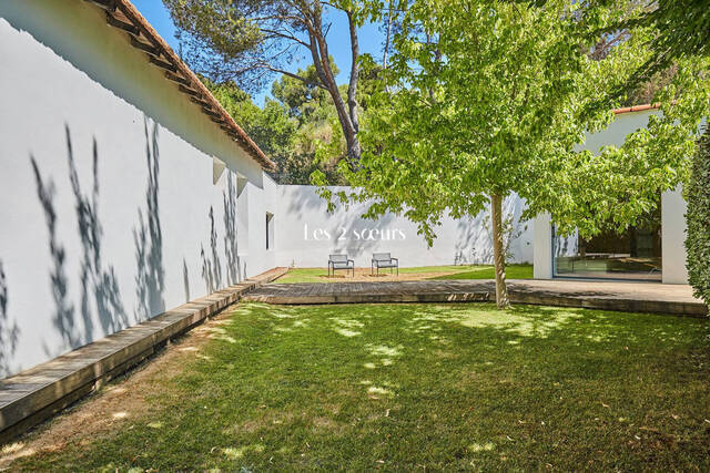 Vente Maison contemporaine 6 pièces 186.23 m² Le Tholonet 13100